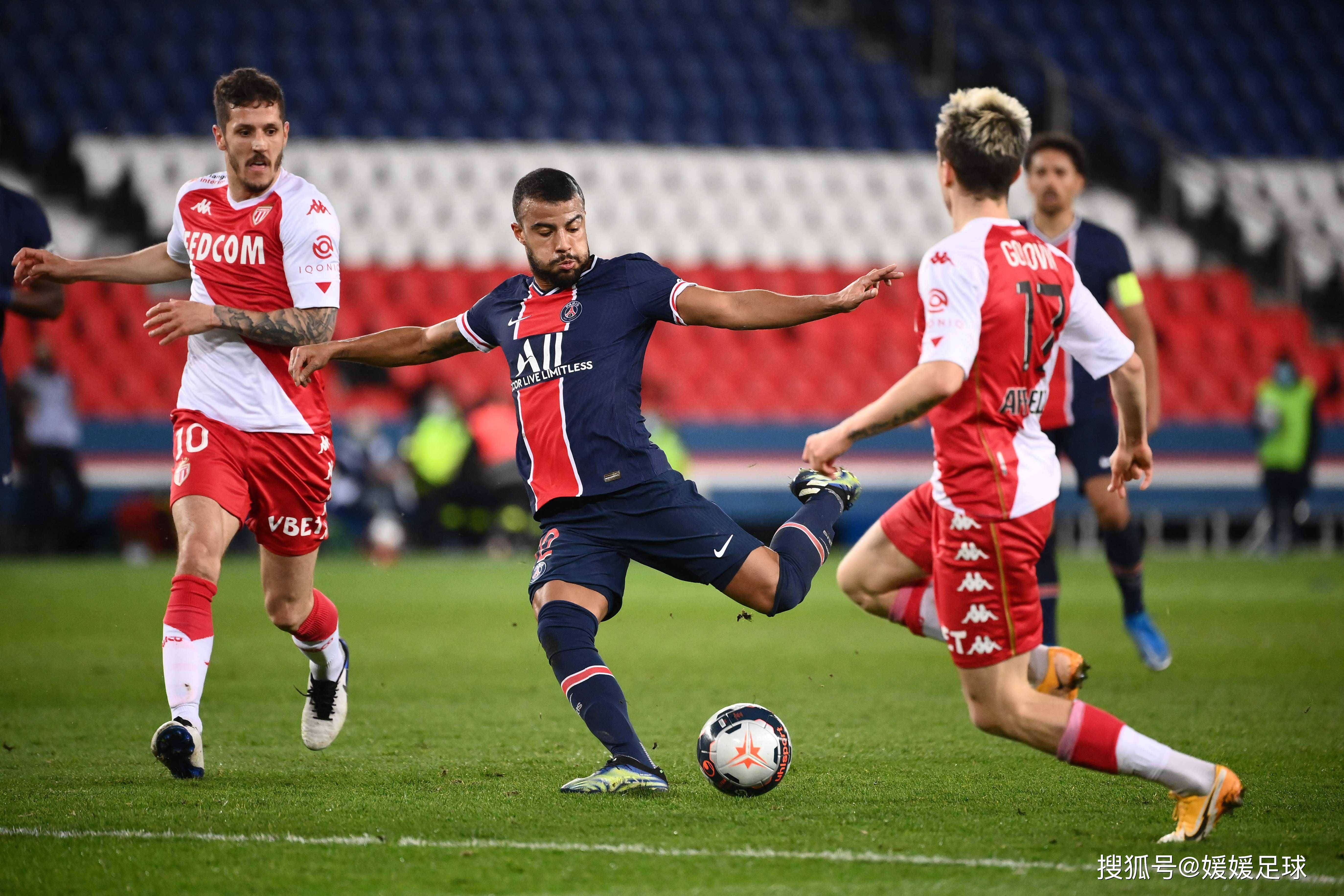 科比肘击球迷至死